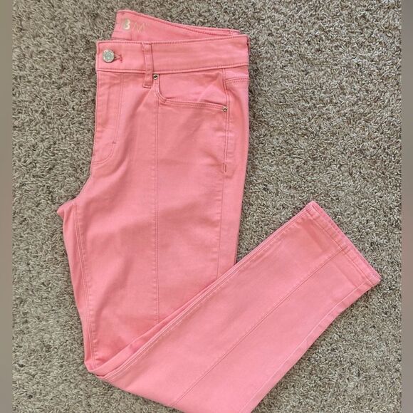White House Black Market NWOT Ankle Coral Pink Jeans - Picture 1 of 13